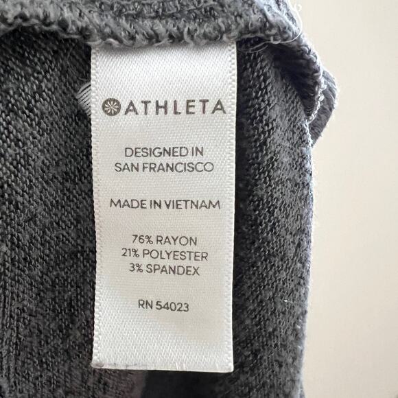 ATHLETA Women's Long Sleeve Gray Top with Thumb Holes Size L - Picture 4 of 13